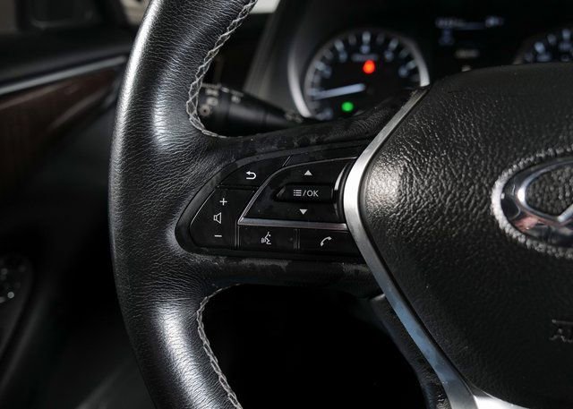 Used 2018 INFINITI Q50 Luxe w/ Essential Package (2.0T Luxe) image 20