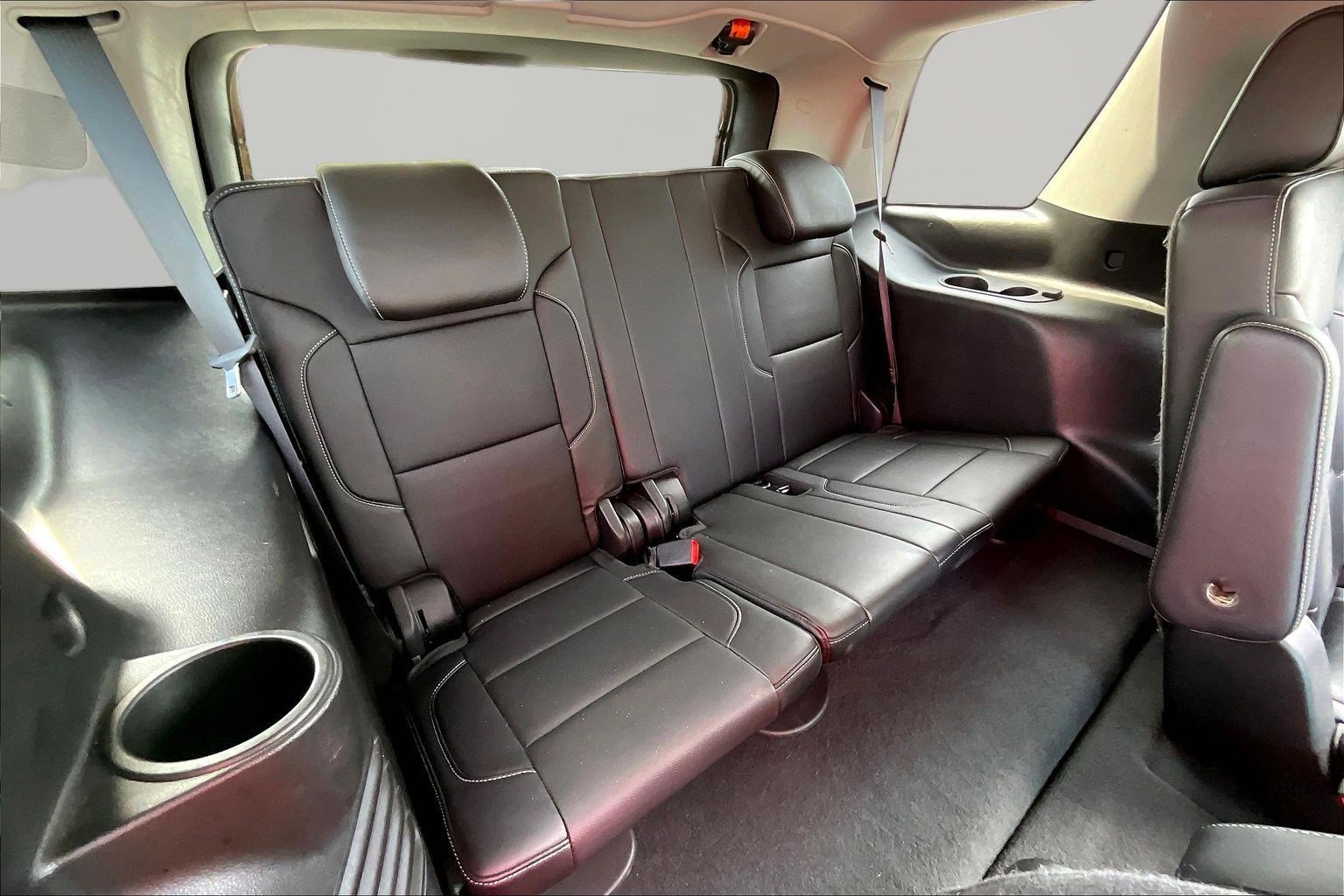Used 2019 Chevrolet Tahoe Premier AWD/4WD image 25