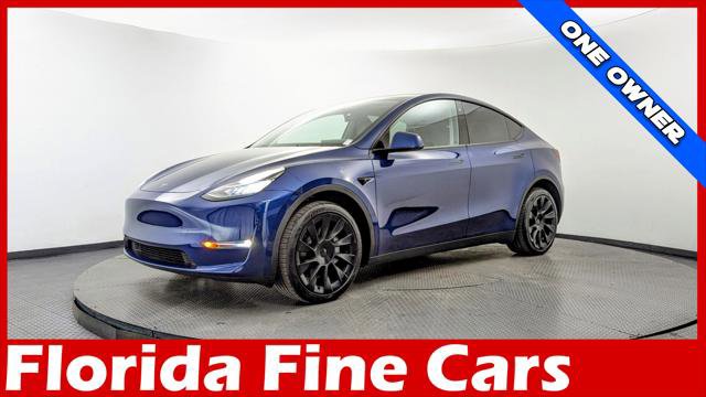 Used 2023 Tesla Model Y Long Range AWD/4WD image 1