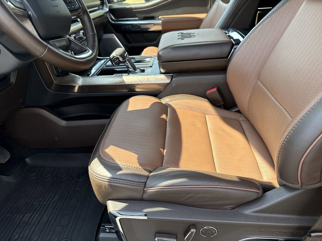Used 2025 Ford F150 King Ranch image 9