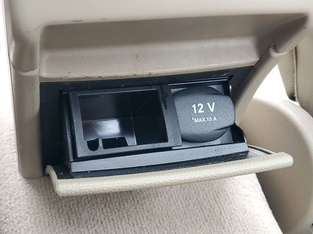 Used 2015 Mercedes-Benz C 250 Coupe image 34