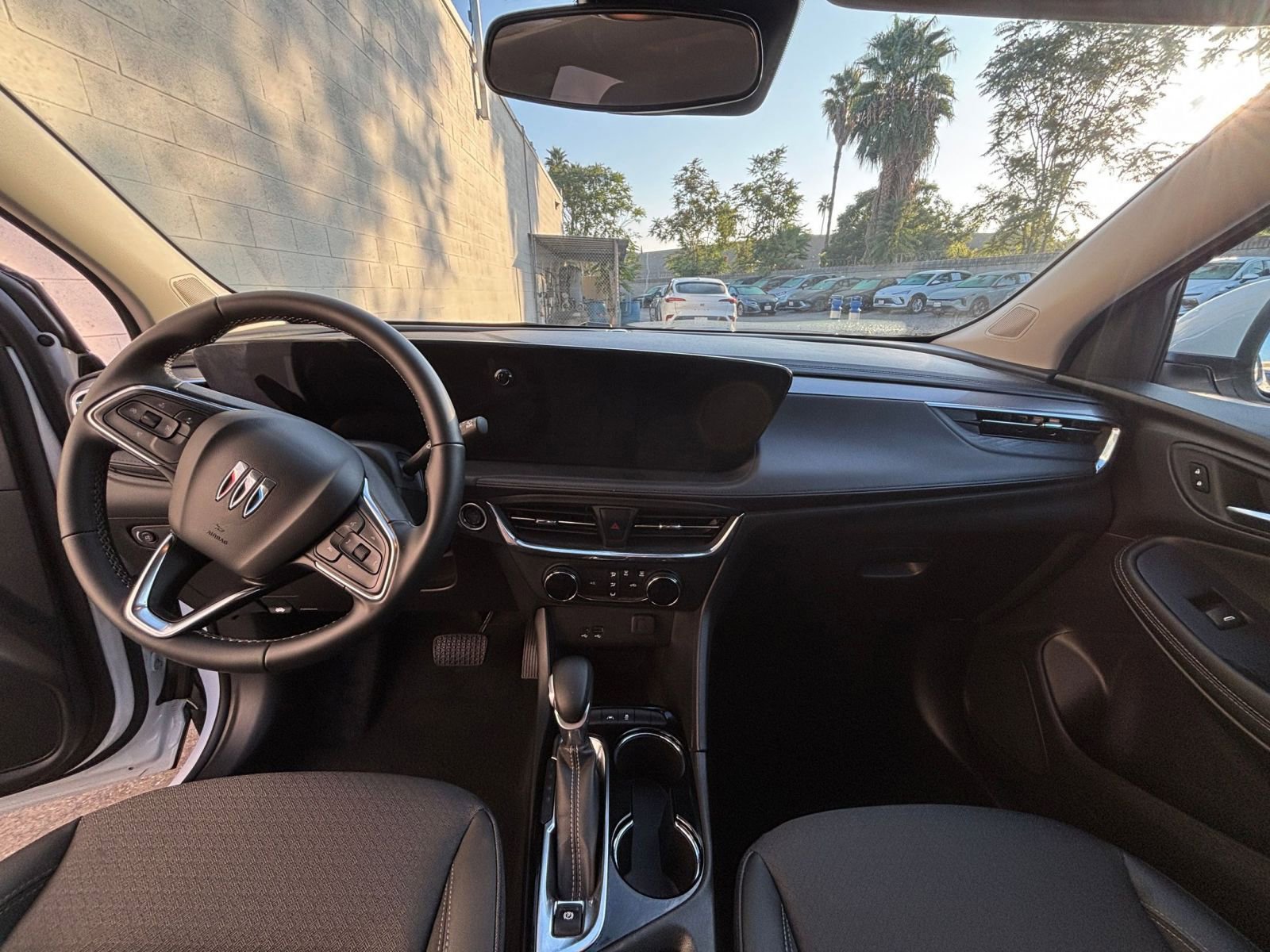 Used 2025 Buick Encore GX Preferred image 33