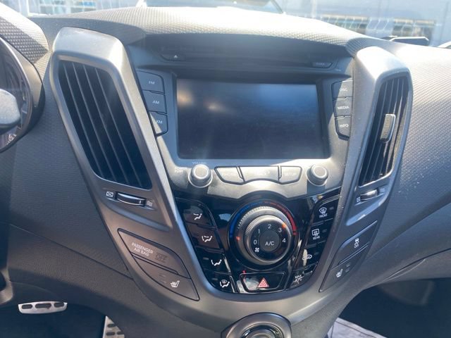 Used 2013 Hyundai Veloster Turbo FWD image 11