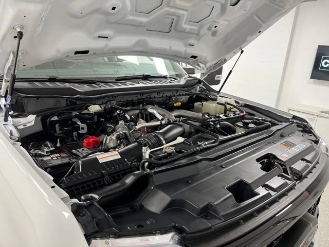 Used 2025 Ford F350 Lariat w/ Black Appearance Package image 59