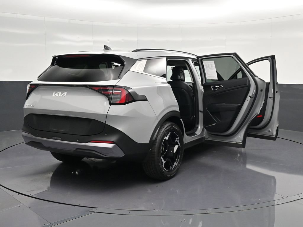 Used 2026 Kia Sportage EX w/ EX Panorama Roof Package FWD image 40