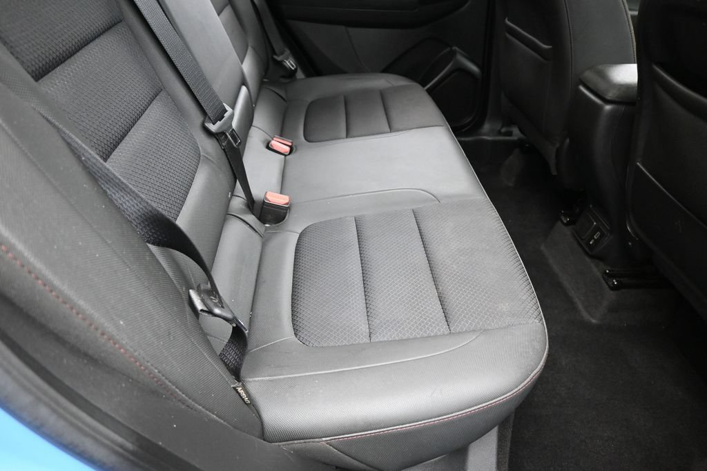 Used 2023 Chevrolet TrailBlazer RS w/ Sun and Liftgate Package FWD image 39