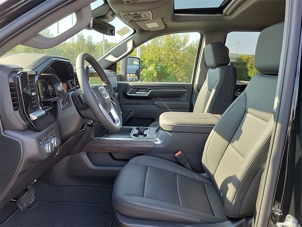 New 2026 GMC Sierra 2500 SLT w/ SLT Premium Package image 15