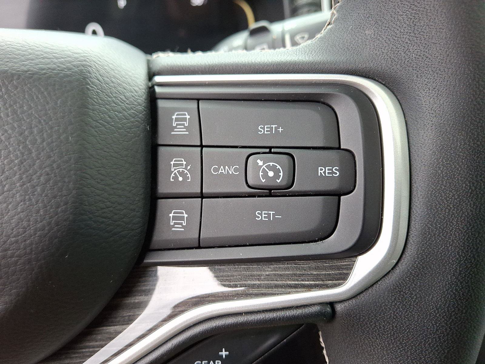 Used 2022 Jeep Wagoneer Series II w/ Premium Group I image 22