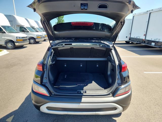 Used 2023 Hyundai Kona SEL w/ Cargo Package FWD image 32