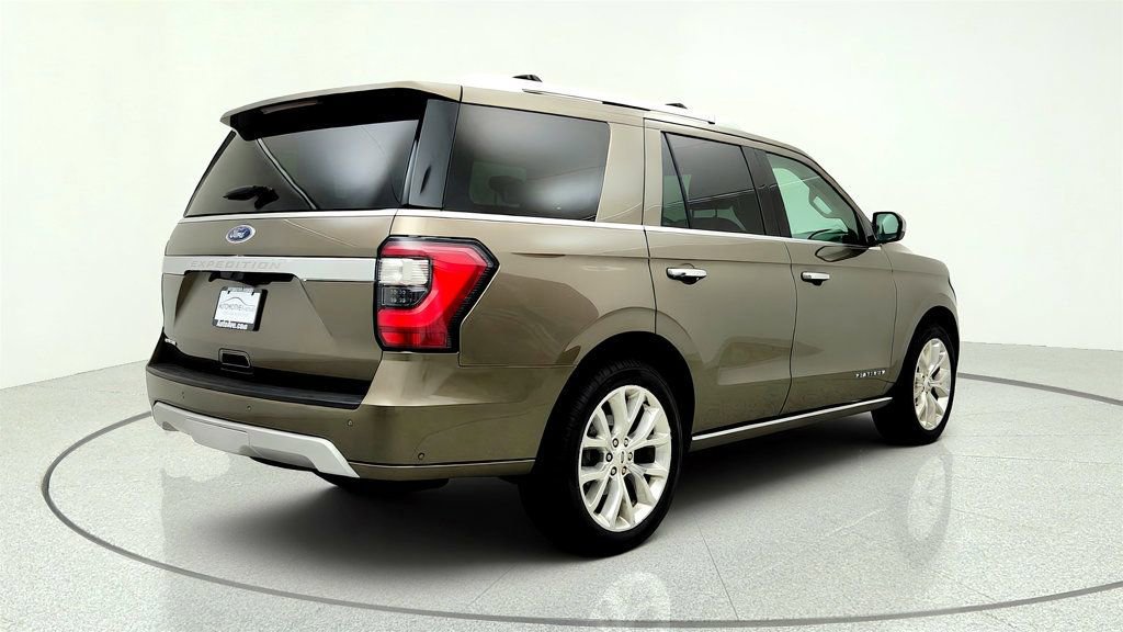 Used 2019 Ford Expedition Platinum AWD/4WD image 5