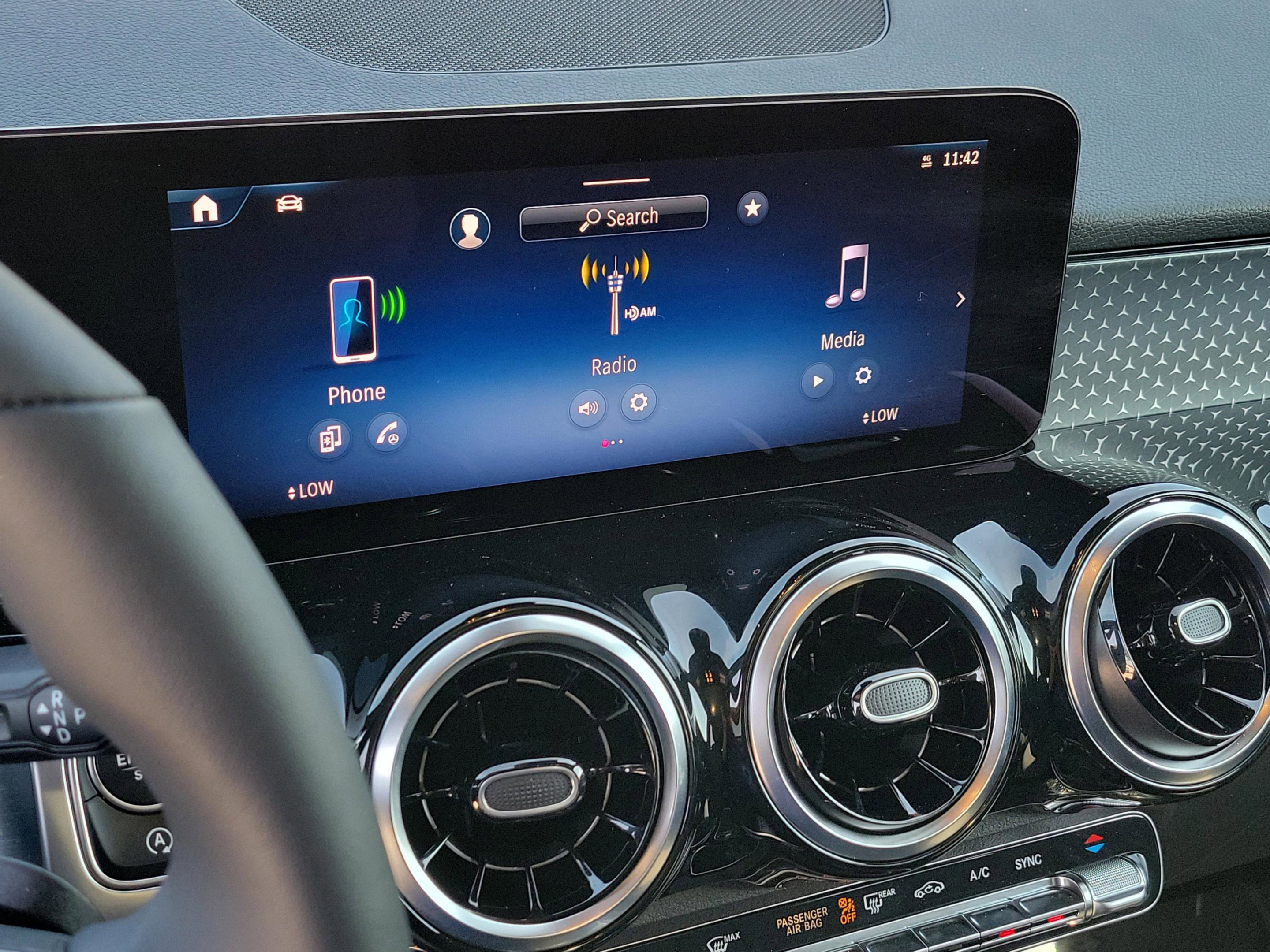 Certified 2026 Mercedes-Benz GLB 250 GLB 250 image 30