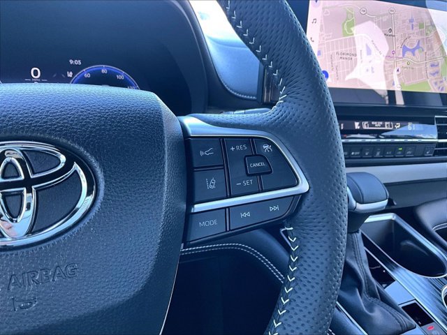 Used 2026 Toyota Sienna XSE FWD image 19