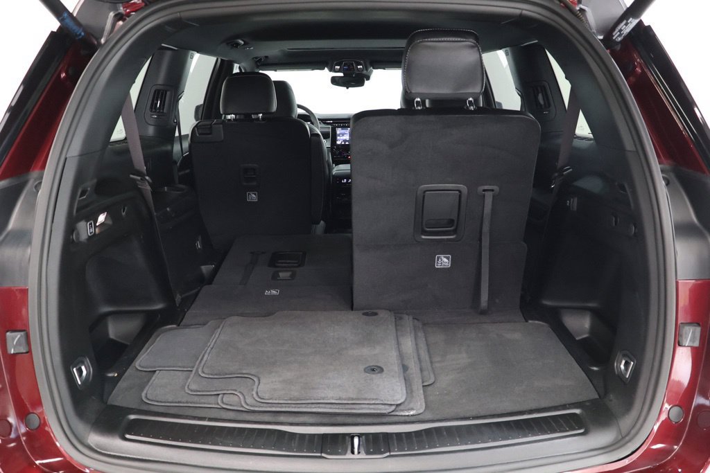 Used 2023 Jeep Grand Cherokee L Laredo AWD/4WD image 34