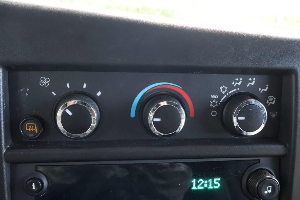 Used 2025 Chevrolet Express 2500 Extended w/ Driver Convenience Package image 27