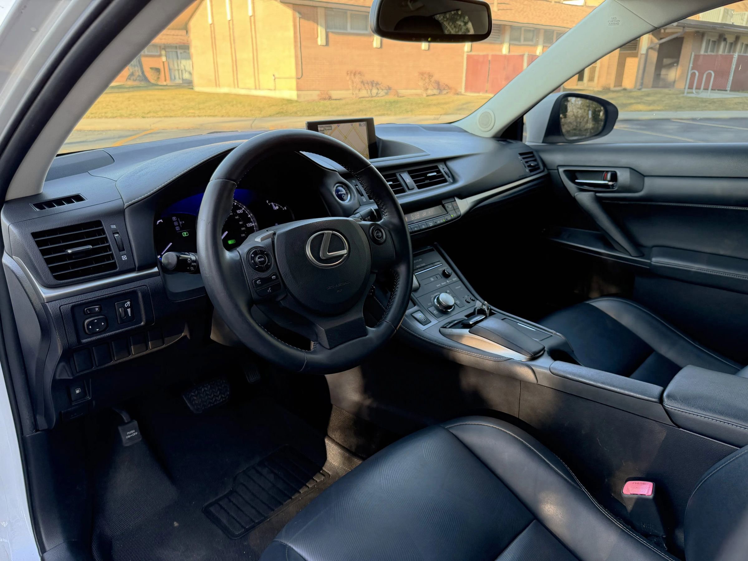 Used 2014 Lexus CT 200h Premium image 14