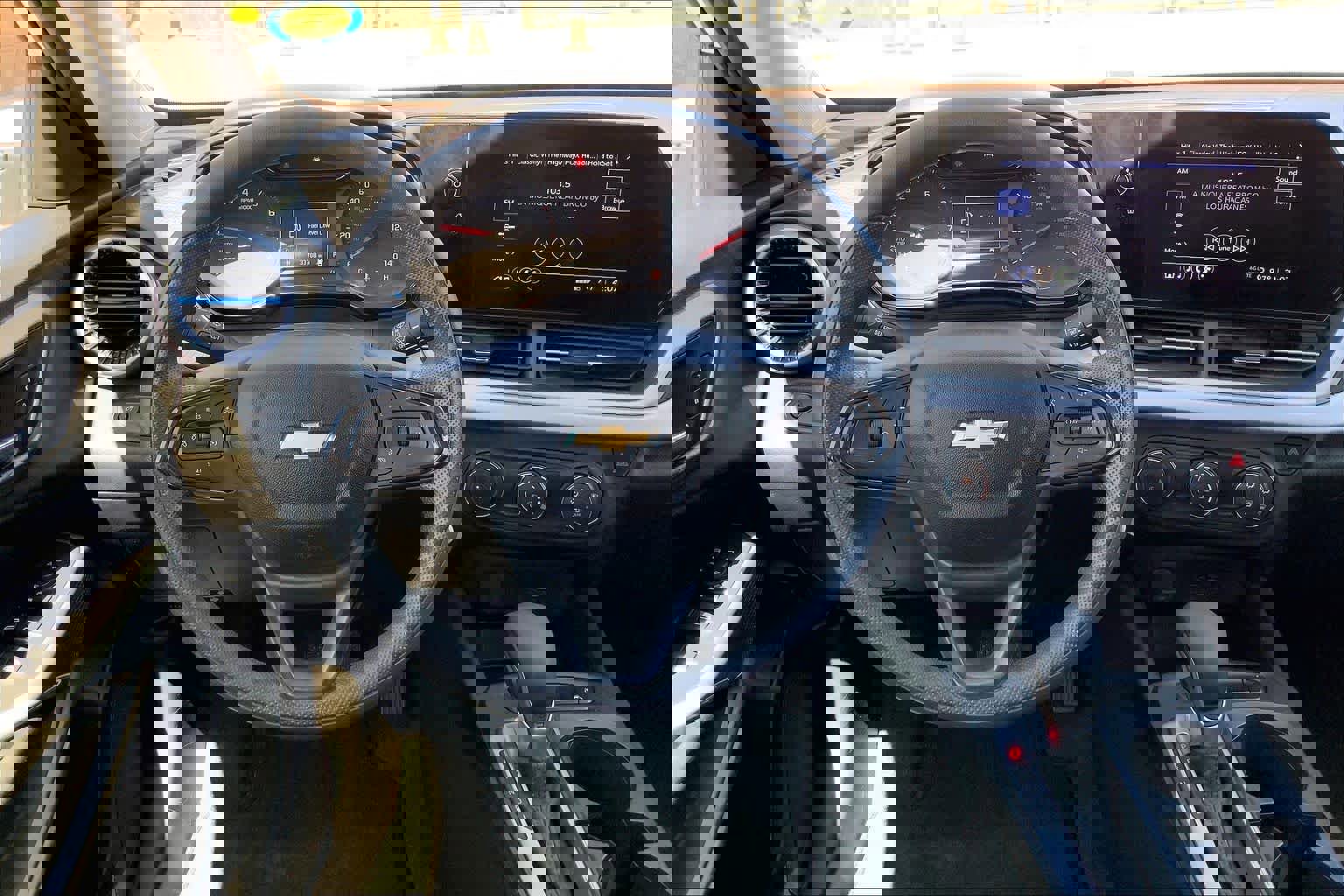 Used 2025 Chevrolet Trax LS image 6