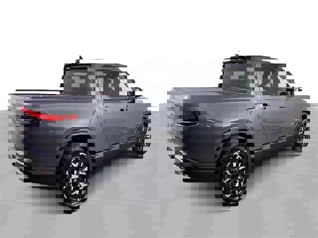 Used 2022 Rivian R1T Adventure image 8