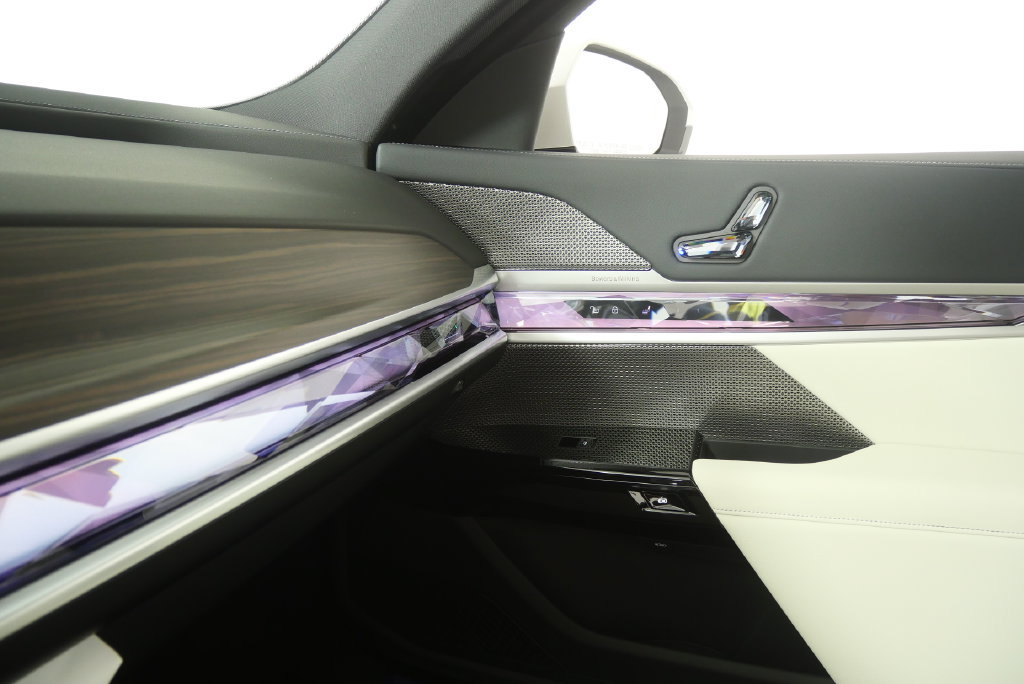 New 2026 BMW 740i RWD image 24