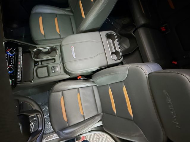Used 2024 GMC Sierra 2500 AT4 w/ AT4 Premium Plus Package AWD/4WD image 25