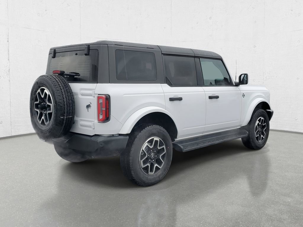 New 2026 Ford Bronco Outer Banks image 7