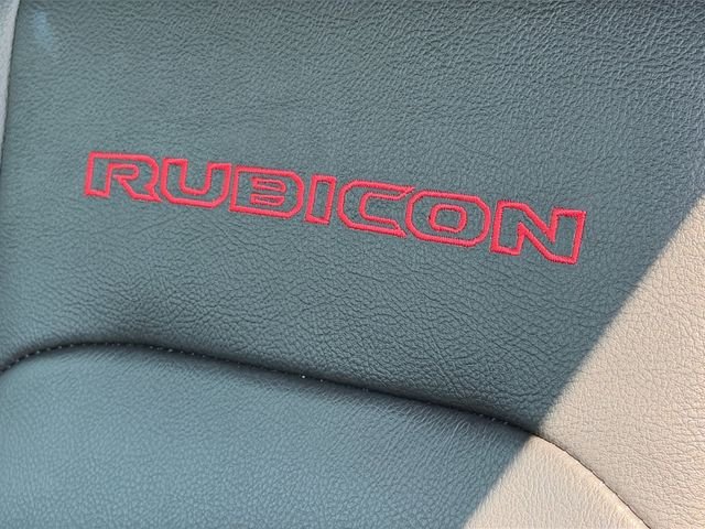 Used 2022 Jeep Wrangler Rubicon w/ LED Lighting Group AWD/4WD image 14