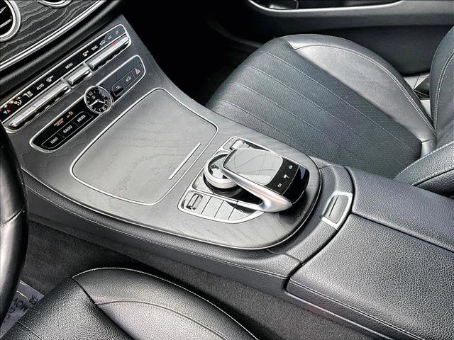 Used 2019 Mercedes-Benz E 300 image 15