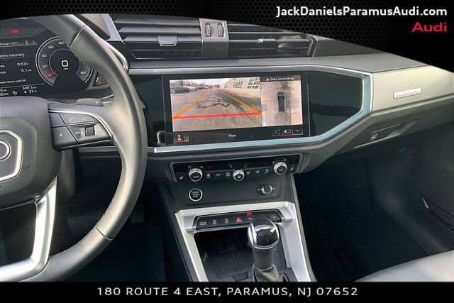 Used 2023 Audi Q3 2.0T Premium Plus w/ Premium Plus Package image 6