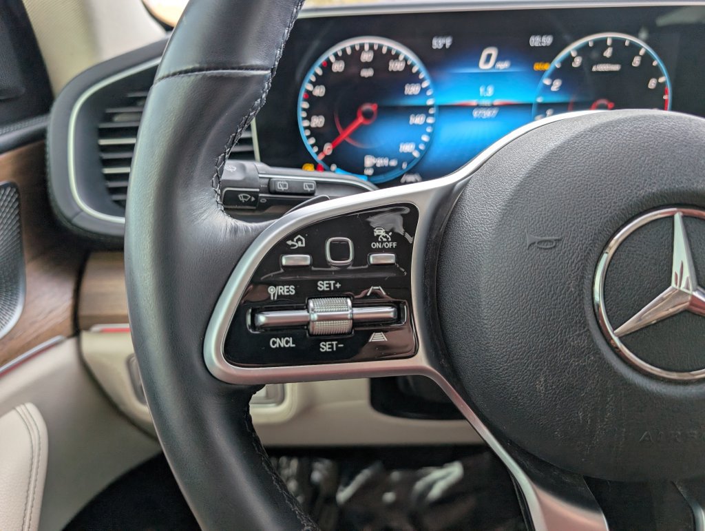 Used 2022 Mercedes-Benz GLS 450 4MATIC image 27
