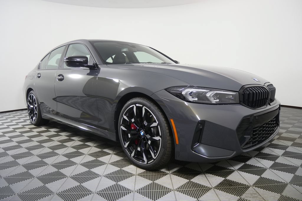 Used 2026 BMW 330i Sedan w/ M Sport Package RWD image 7