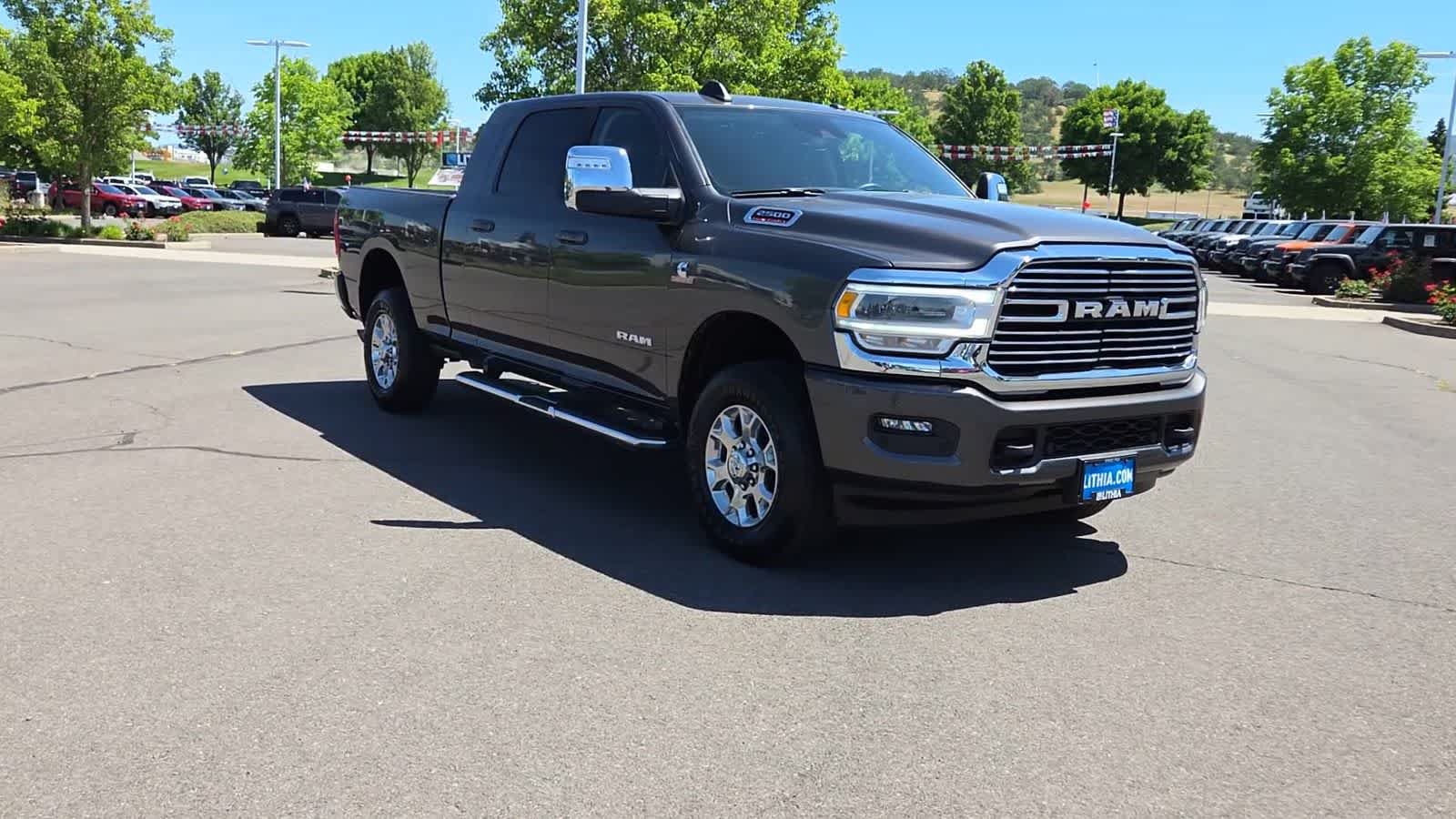 Used 2024 RAM 2500 Laramie w/ Safety Group AWD/4WD image 2