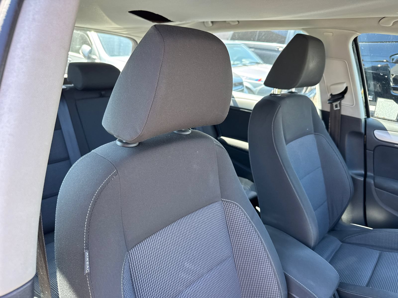 Used 2013 Volkswagen Golf 4-Door FWD image 10