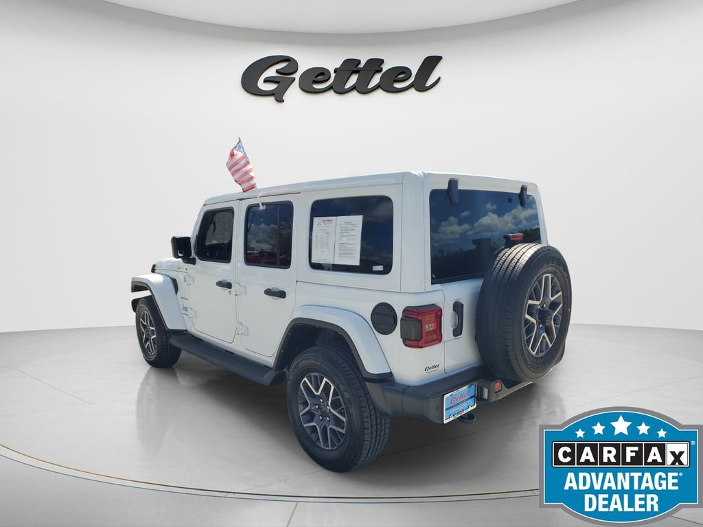 Used 2024 Jeep Wrangler Sahara w/ Technology Group image 6
