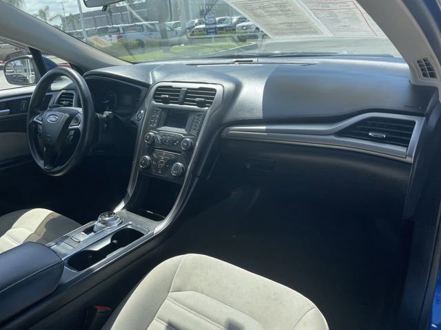 Used 2017 Ford Fusion S image 27