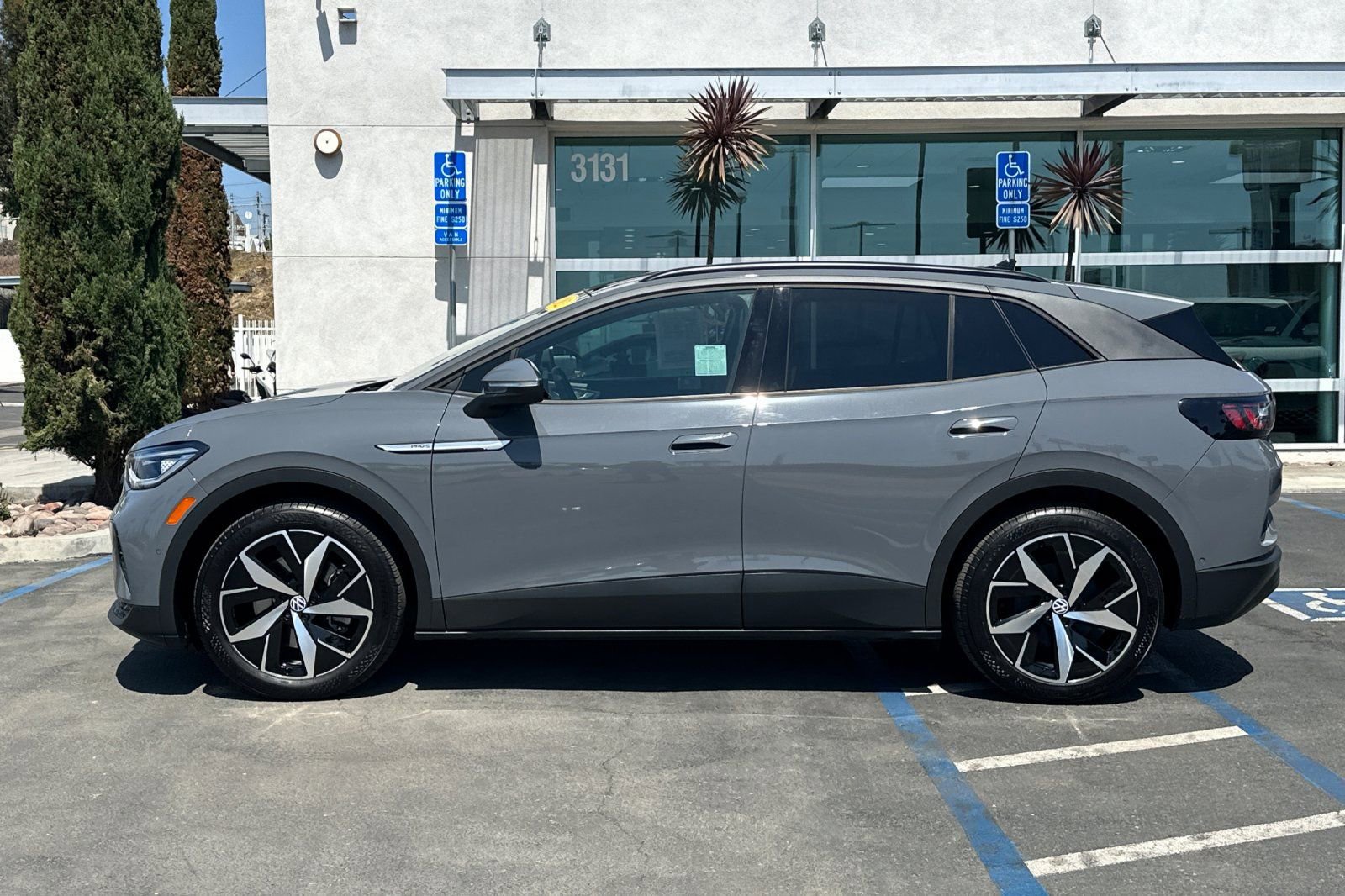 Used 2023 Volkswagen ID.4 Pro S RWD image 7