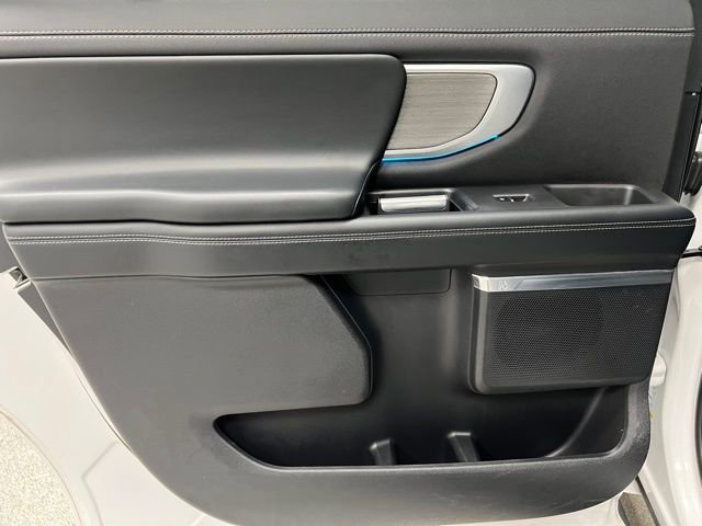 Used 2025 Ford Expedition Max Platinum AWD/4WD image 43