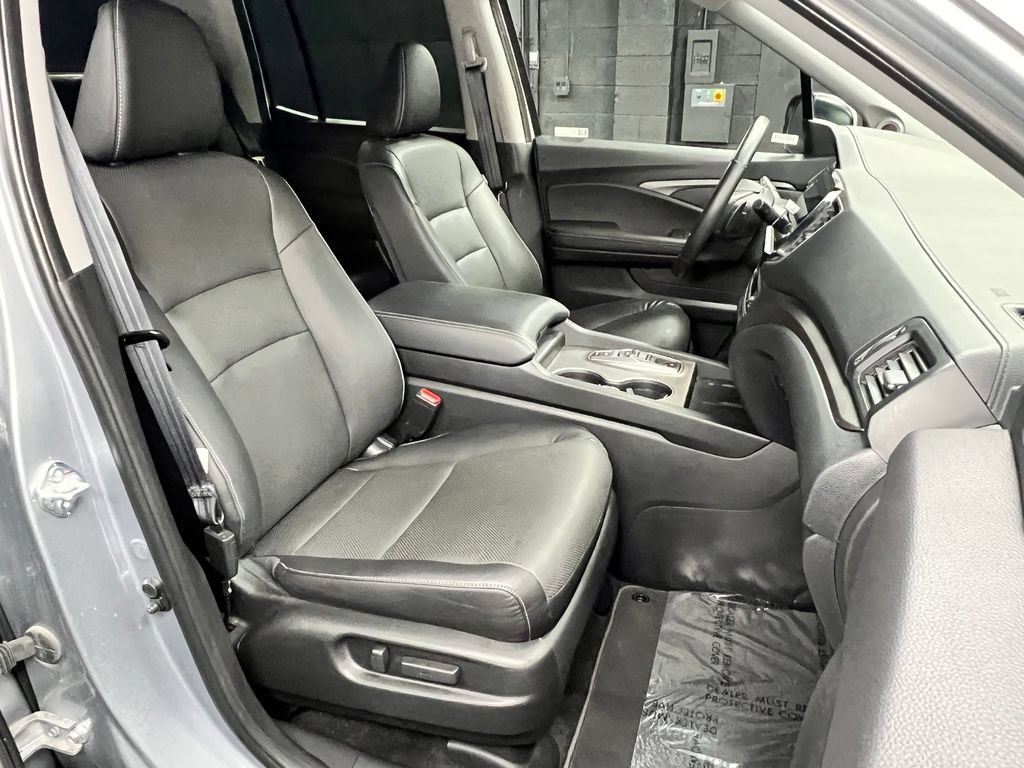 Used 2025 Honda Ridgeline RTL image 8