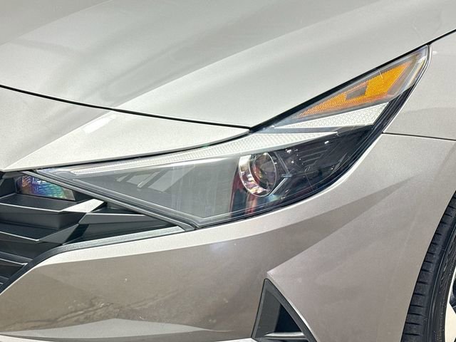 Used 2023 Hyundai Elantra SEL w/ Convenience Package FWD image 34