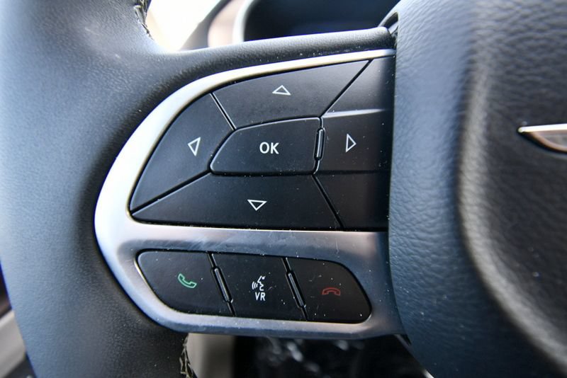 Used 2024 Chrysler Voyager LX FWD image 20