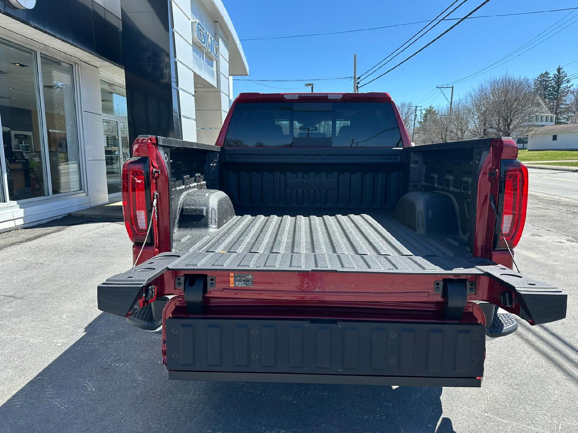 New 2026 GMC Sierra 1500 SLT w/ SLT Premium Plus Package AWD/4WD image 11