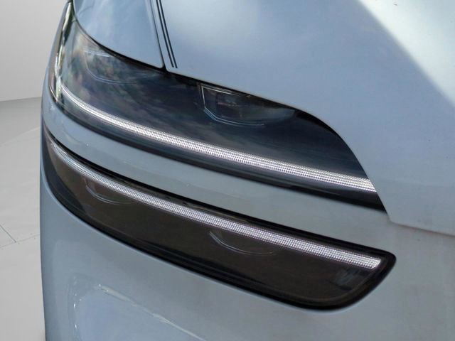 Certified 2025 Genesis GV70 3.5T Sport w/ Sport Advanced Package image 9