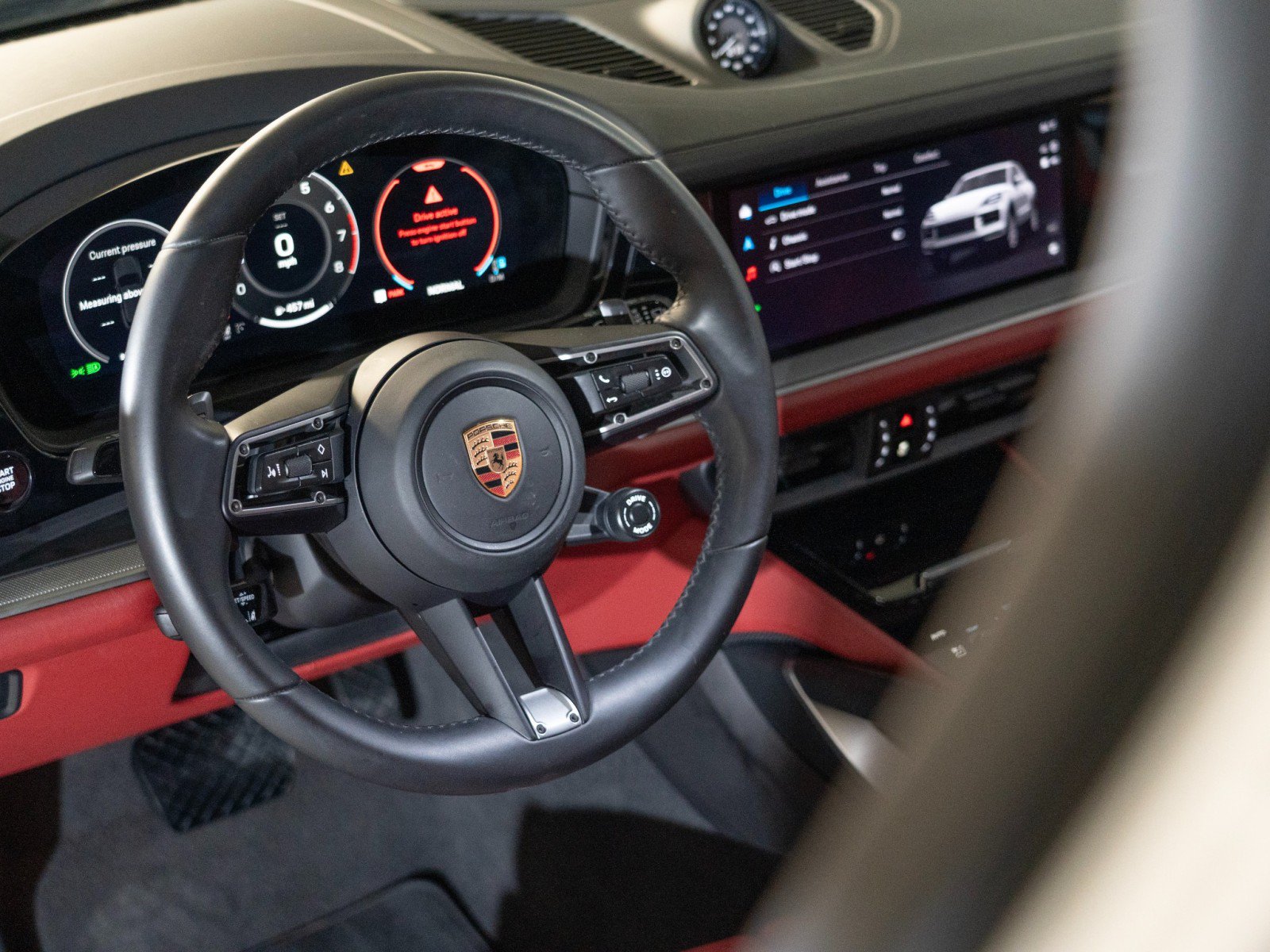 Certified 2026 Porsche Cayenne AWD/4WD image 16