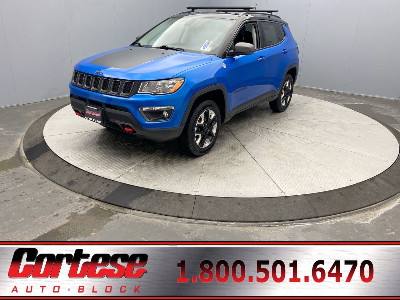 Used 2018 Jeep Compass Trailhawk w/ Cold Weather Group AWD/4WD image 1