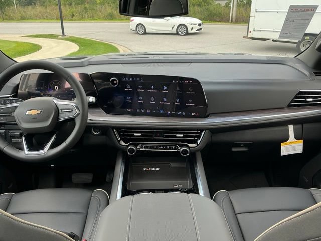 New 2026 Chevrolet Tahoe Premier w/ Sun And Tow Package AWD/4WD image 22