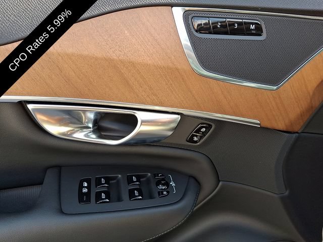 Certified 2025 Volvo XC90 B6 Plus AWD/4WD image 16