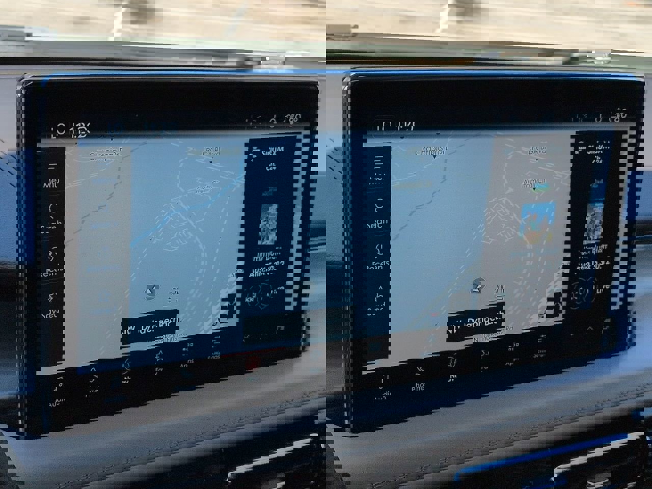 Certified 2021 Lincoln Nautilus FWD w/ Equipment Group 101A image 21