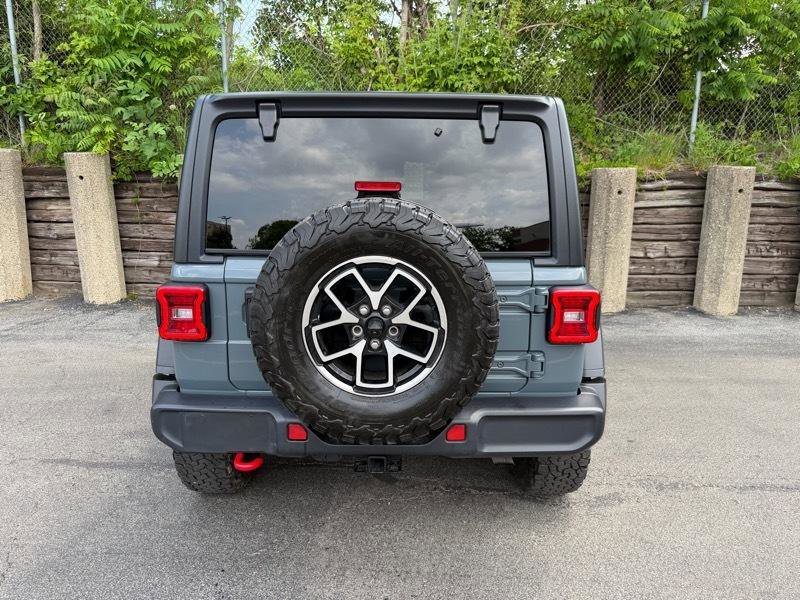 Used 2025 Jeep Wrangler Unlimited Rubicon AWD/4WD image 27