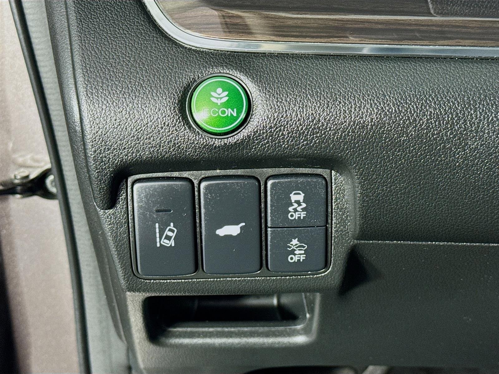 Used 2016 Honda CR-V Touring image 10