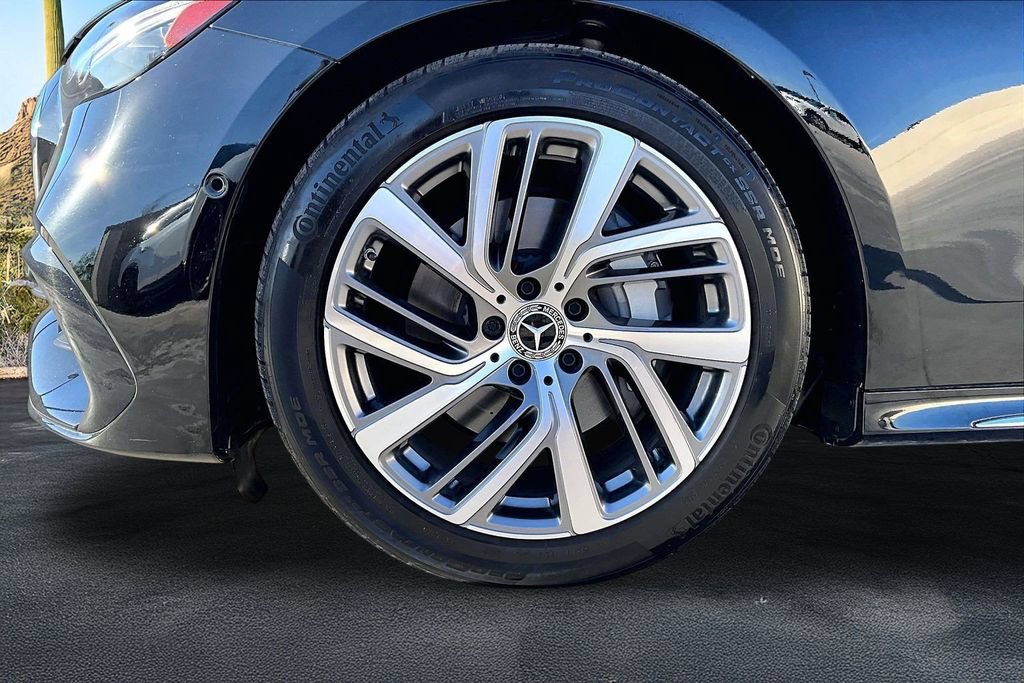 Used 2025 Mercedes-Benz E 350 Sedan w/ Winter Package image 9