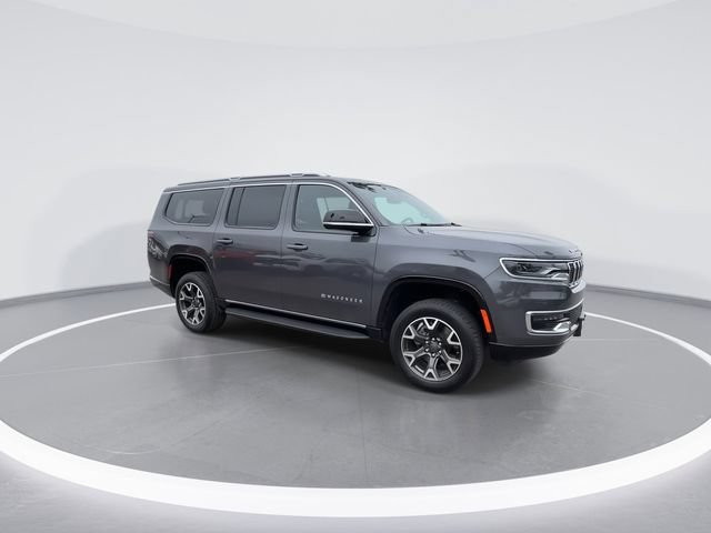 Certified 2024 Jeep Wagoneer L Series III w/ Flexible Seating Group AWD/4WD image 2