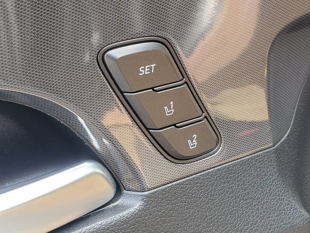 Used 2021 Hyundai Santa Fe Calligraphy AWD/4WD image 12